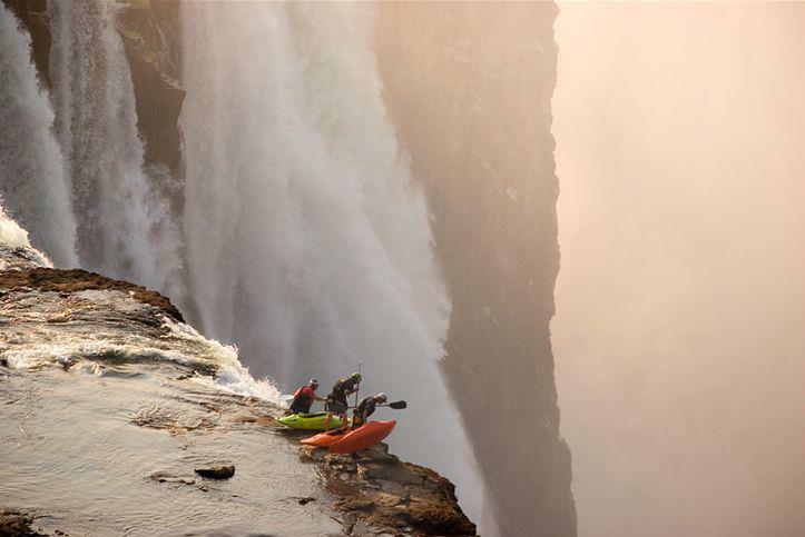 Crazy_Cats-victoria_falls_zambia