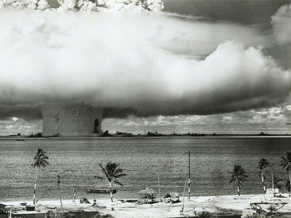 atom_bomb_test_1954_bikini_atoll